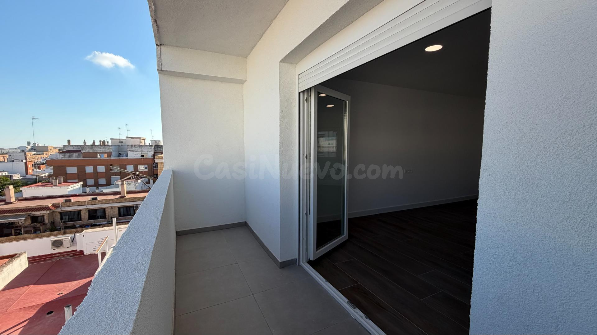 ¡Ático reformado a estrenar en Puerto de Sagunto! - foto 2