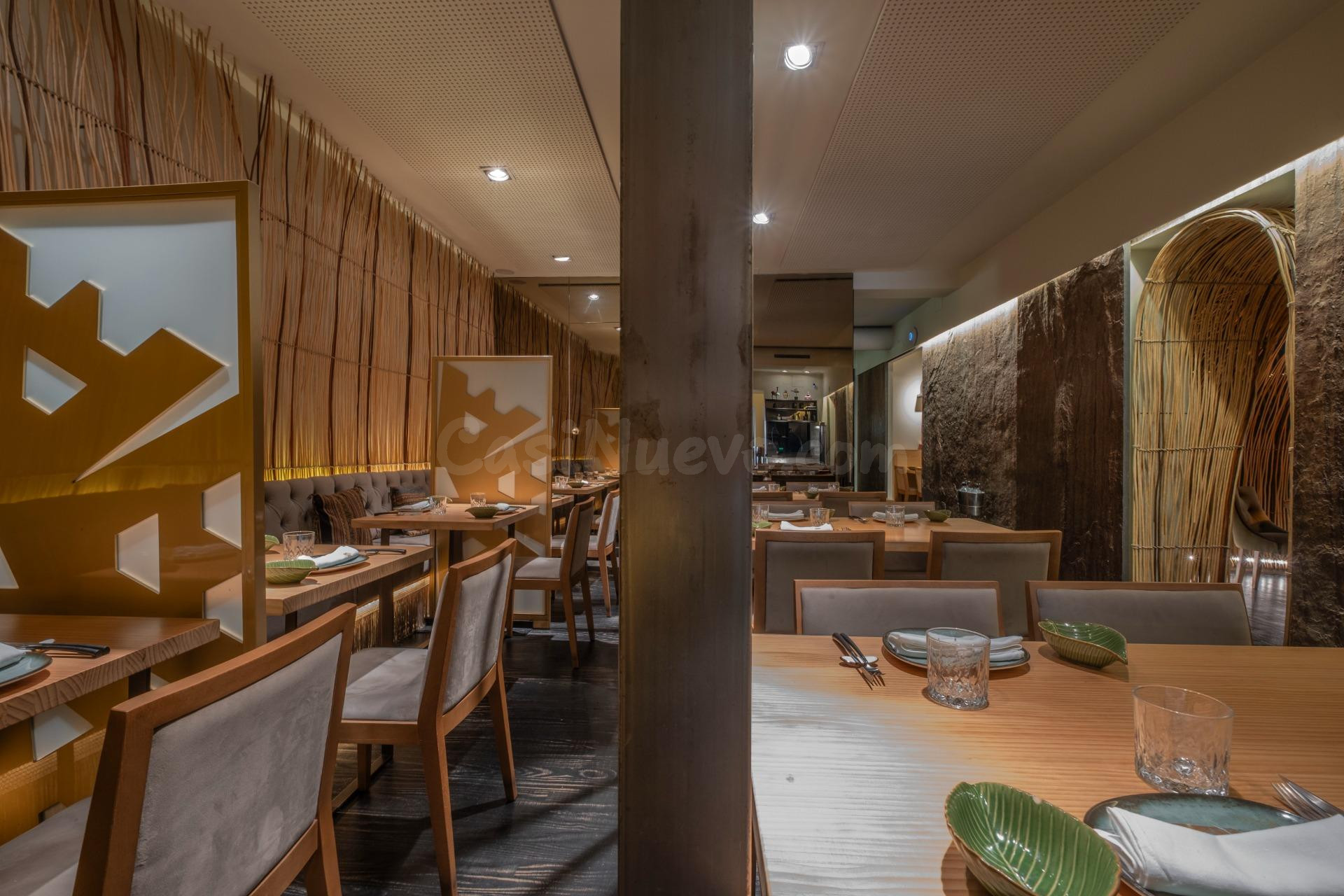TRASPASO de LOCAL con LICENCIA DE RESTAURANTE en CALLE PRIM - foto 2
