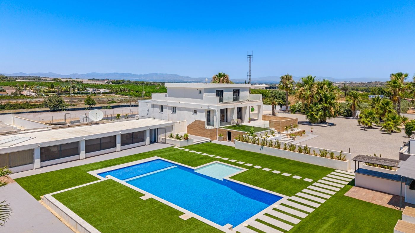 Casa de campo 8 habitaciones 377m² en venta - Costa blanca sur