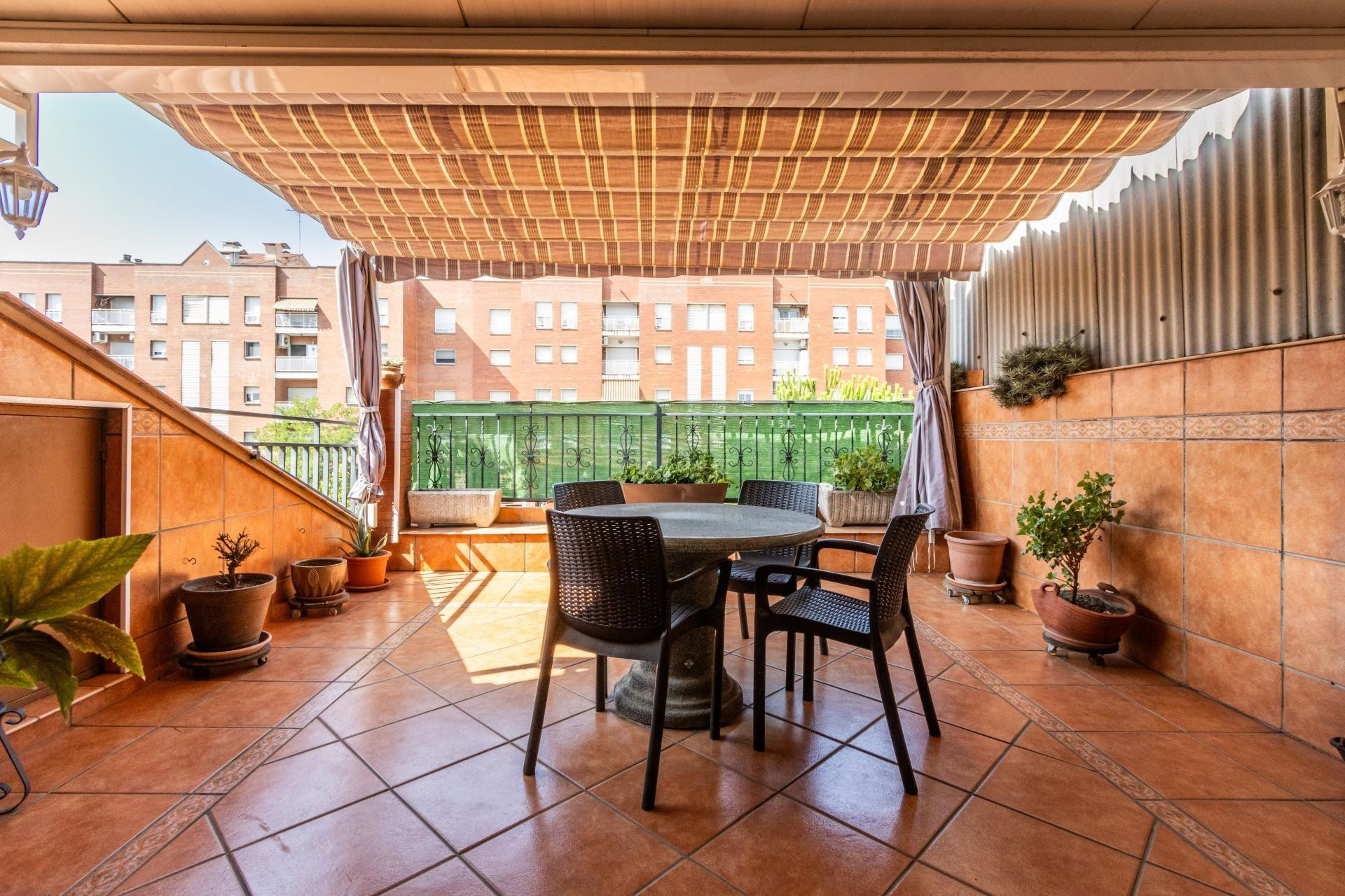 CASA JUNTO PLAZA ESPAÑA