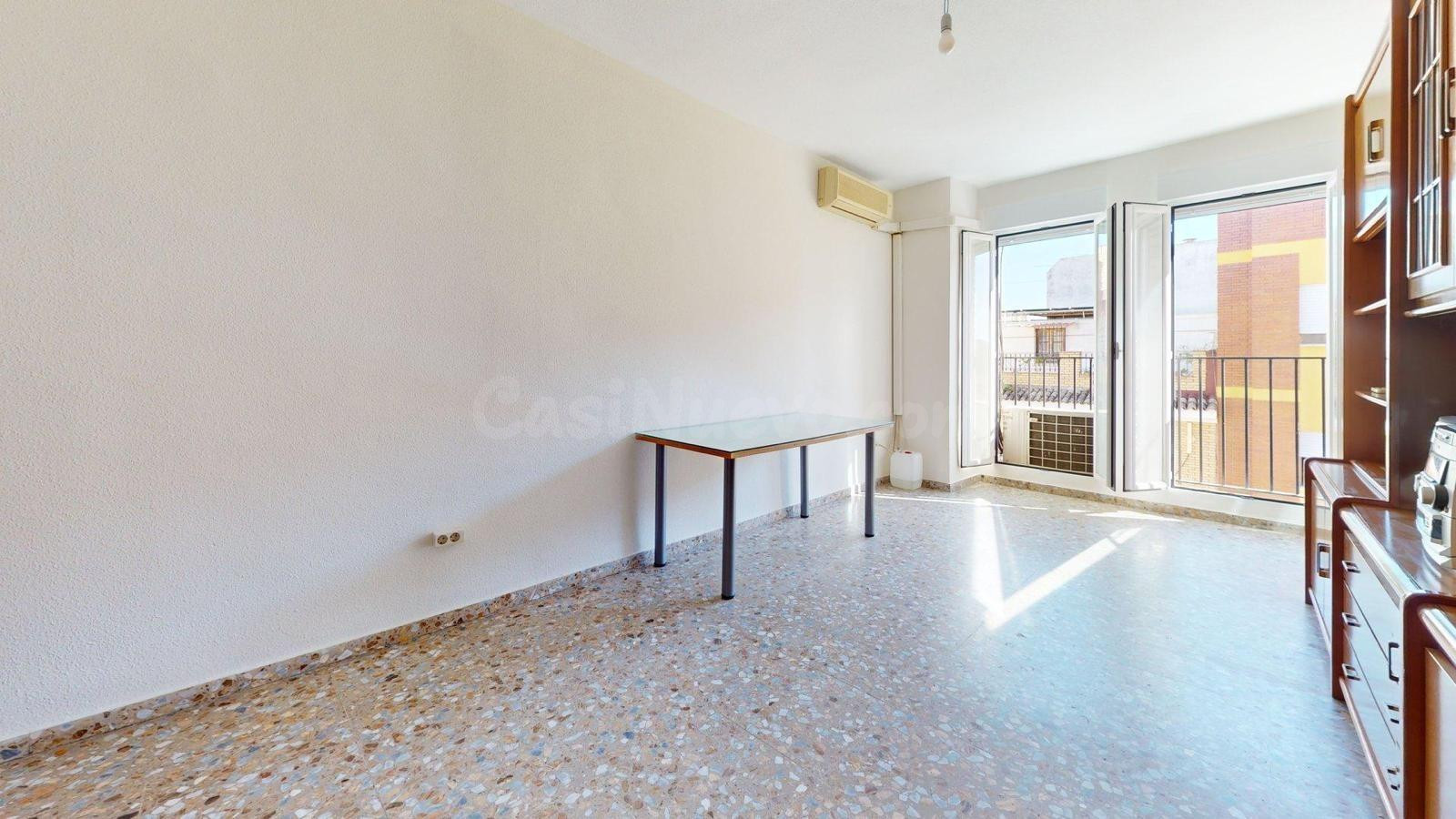 Amplio piso en Córdoba, zona Levante - Ideal para primera  vivienda o inversión!!!!!!!