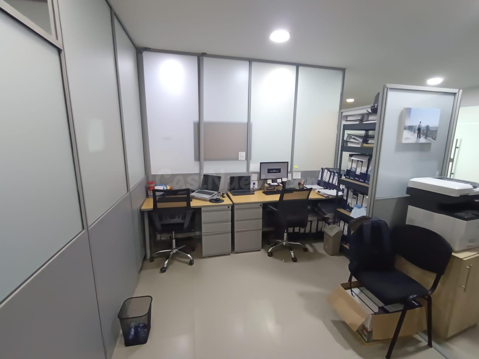 Oficina 77m² en alquiler - Manga