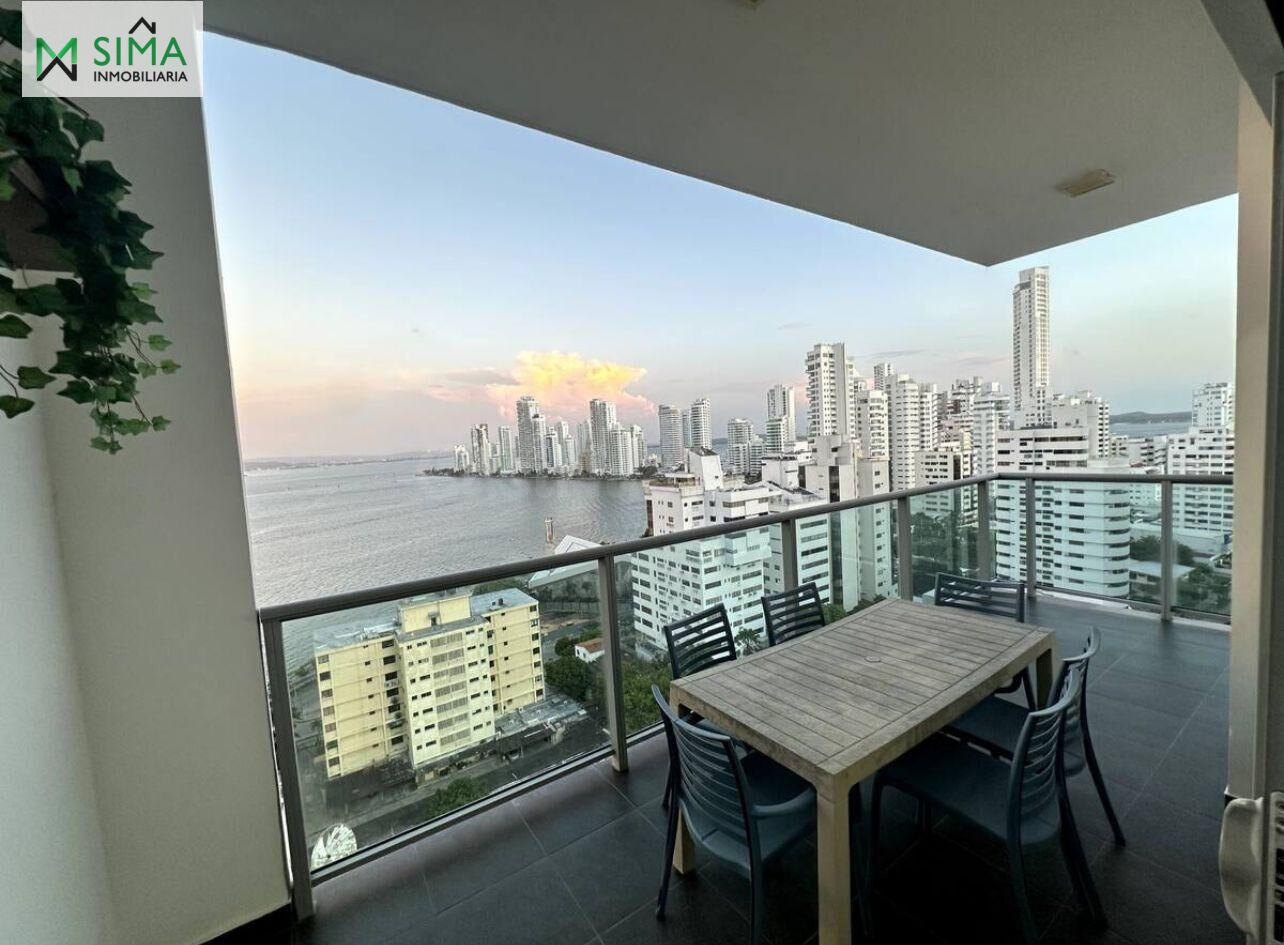 Apartamento con vista al mar en Bocagrande- estrato 6