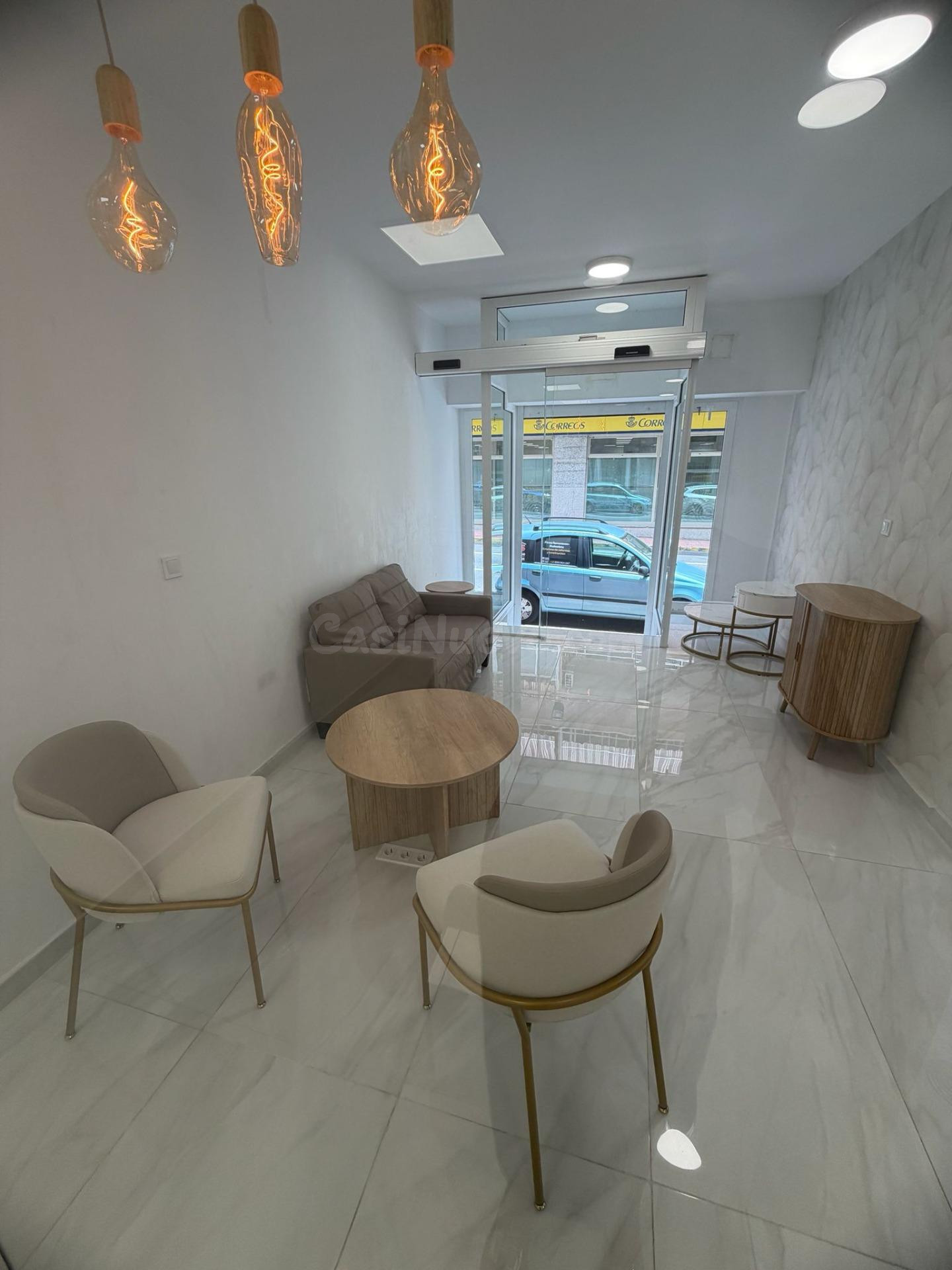 Local Comercial reformado de 88 m2 en Torrevieja