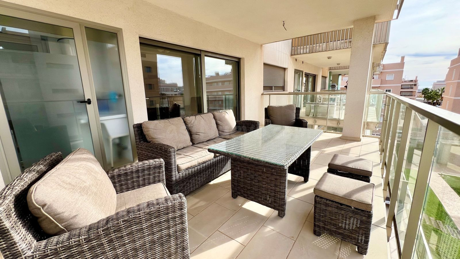 Apartamento de 2 dormitorios en Villamartín