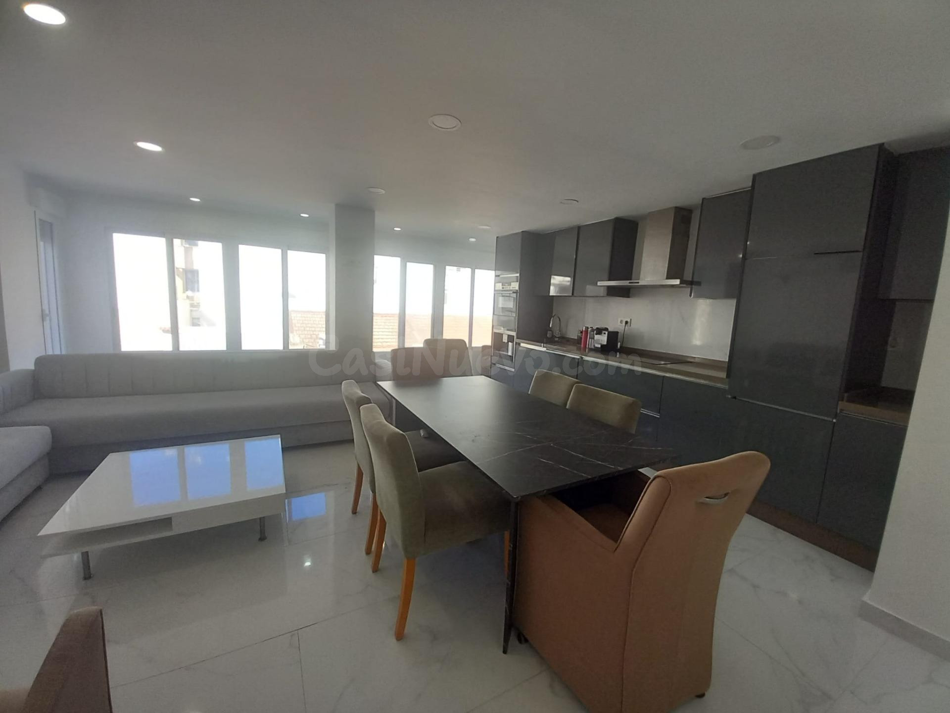 Piso totalmente reformado muy bien ubicado - foto 5