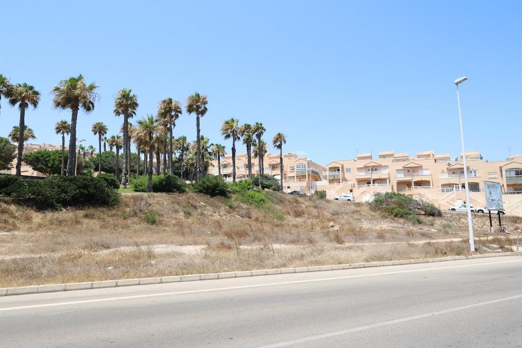 La Mata parcela primera linea para hotel