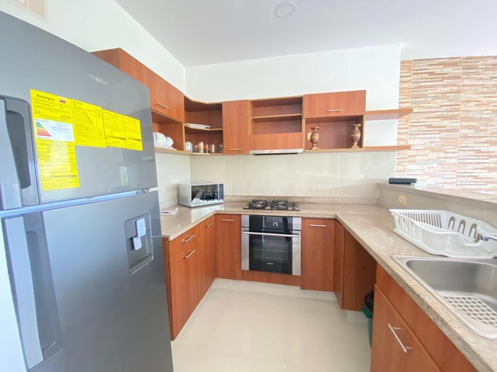 SE VENDE APTO AMOBLADO EN ZONA NORTE - foto 2