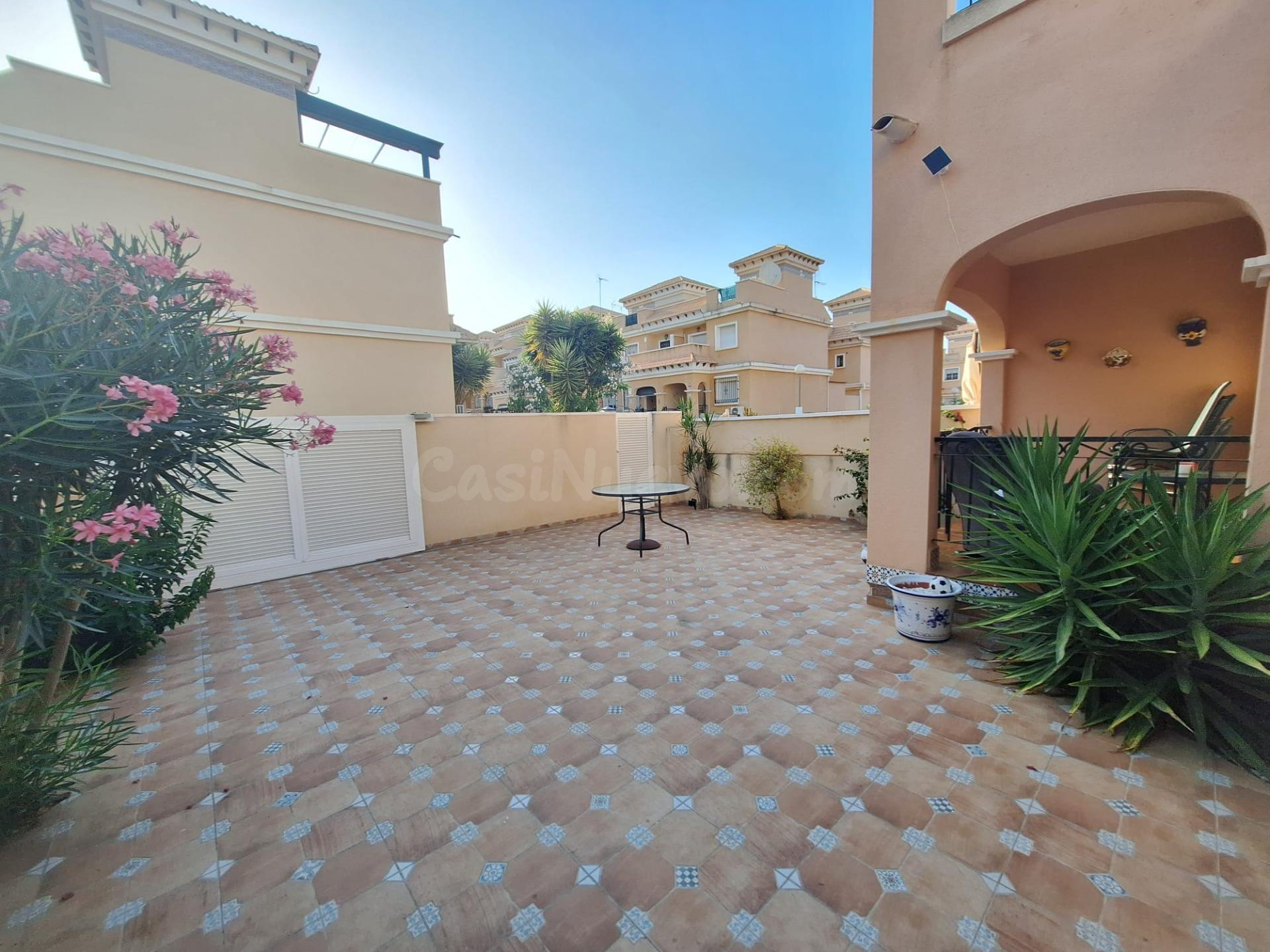 Ref. 7809 | Chalet independiente de 3 dormitorios con piscin - foto 2