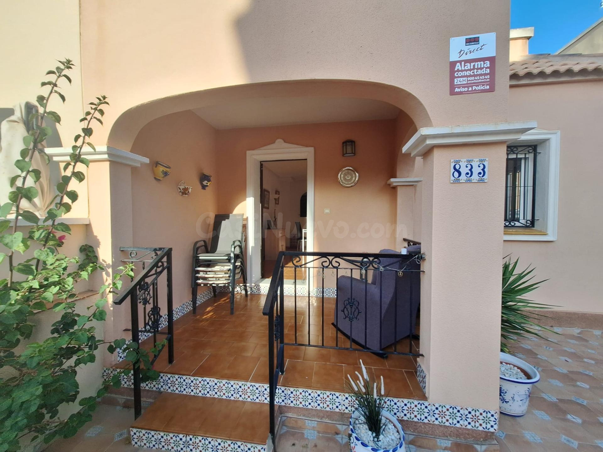 Ref. 7809 | Chalet independiente de 3 dormitorios con piscin - foto 3