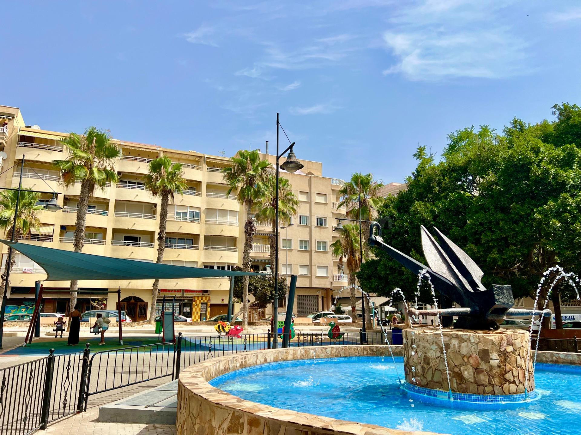 ESPACIOSO APARTAMENTO A 350m DE LA PLAYA
