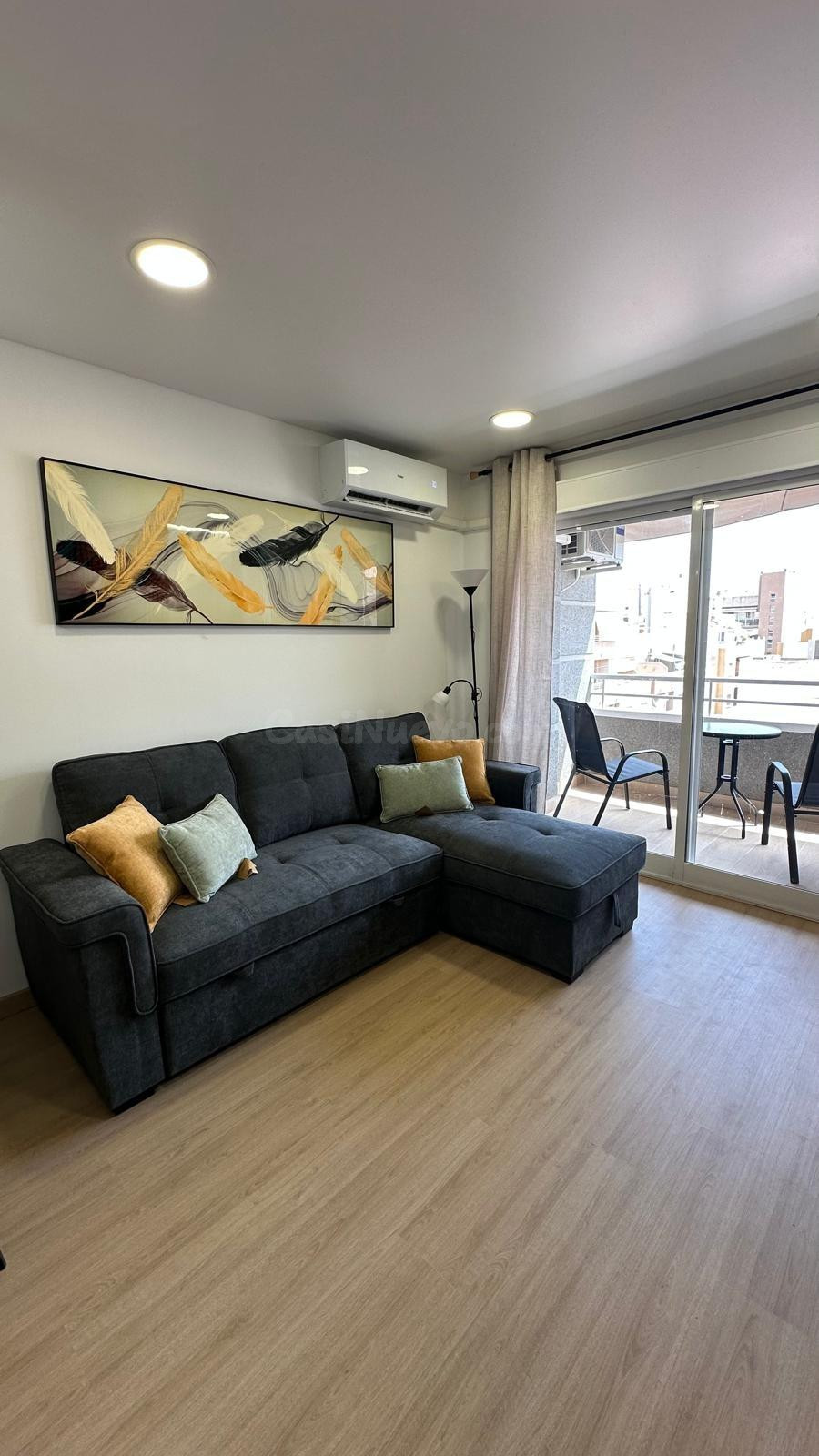 APARTAMENTO EN TORREVIEJA A SOLO 450M DE LA PLAYA