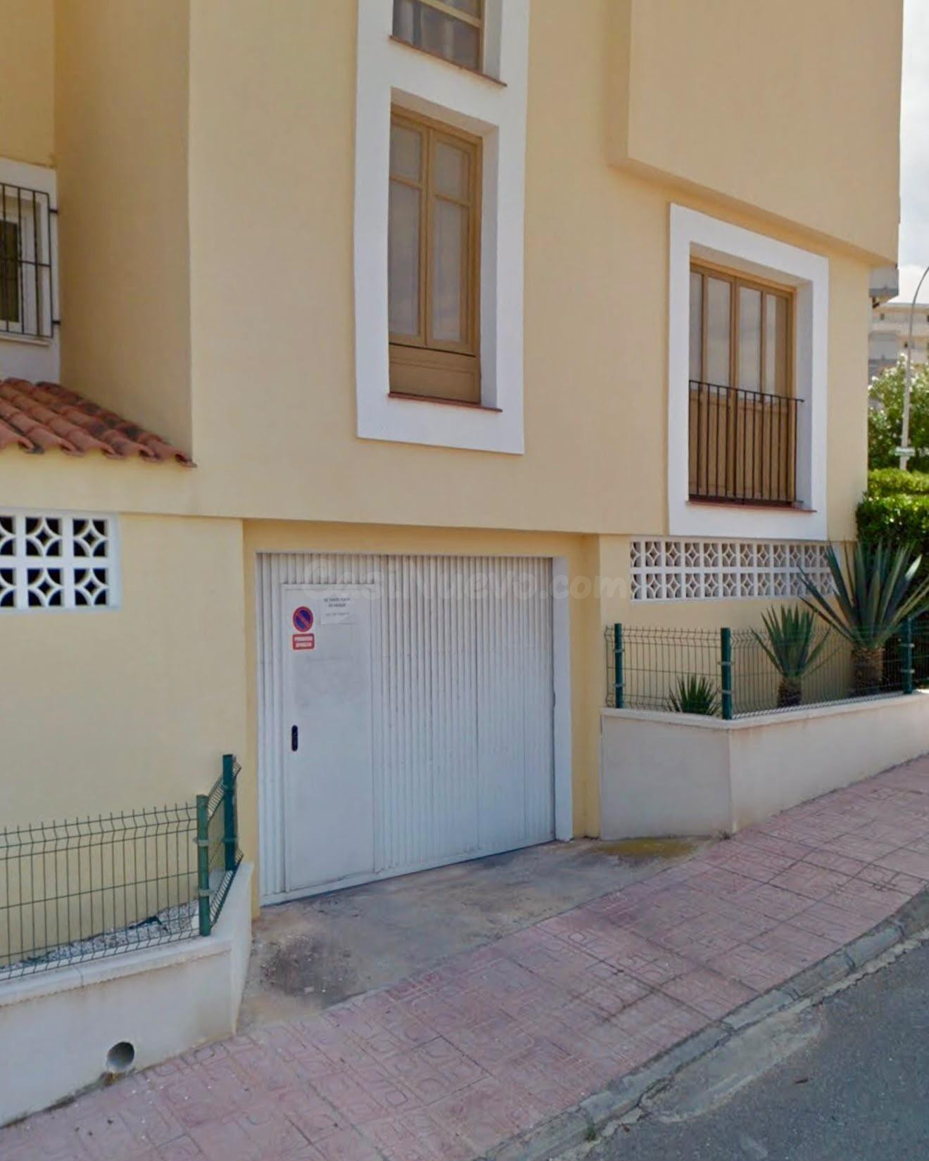 Plaza de garaje en venta – Torreblanca, Torrevieja