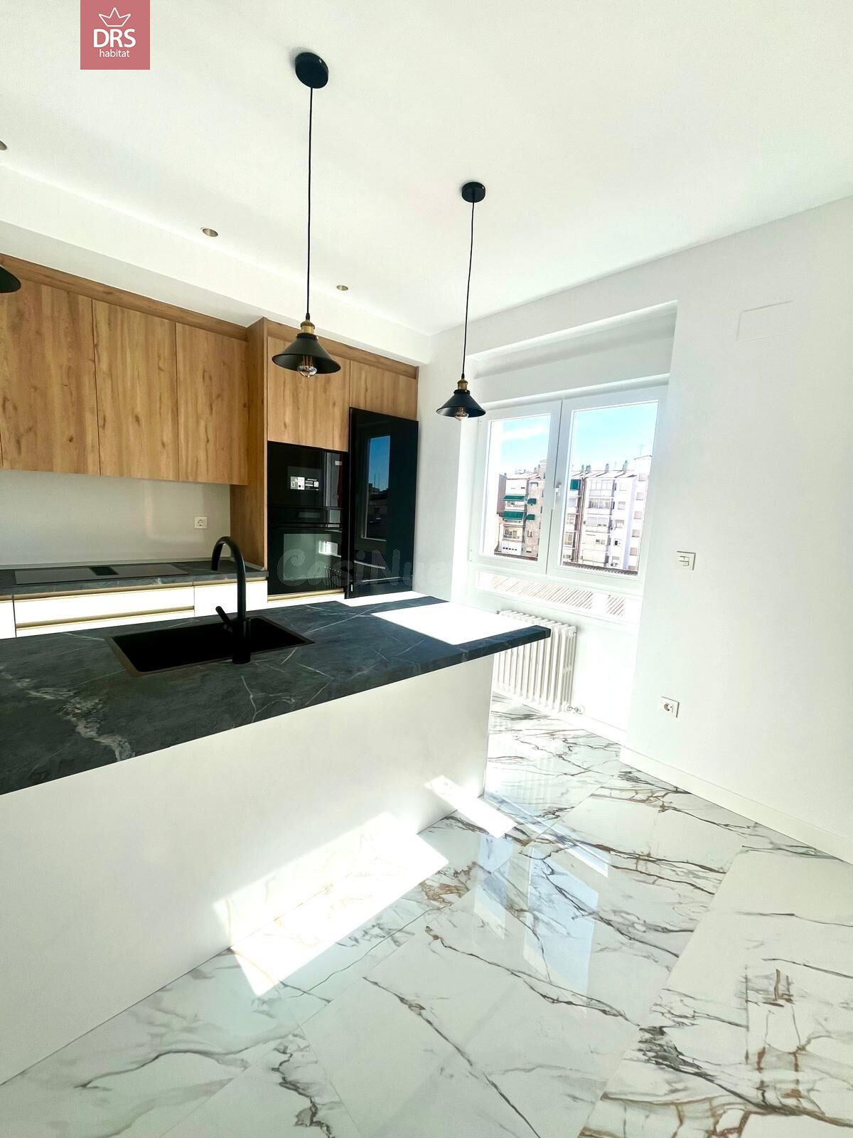 APARTAMENTO EN PLENO CENTRO PARA ENTRAR A VIVIR - foto 2