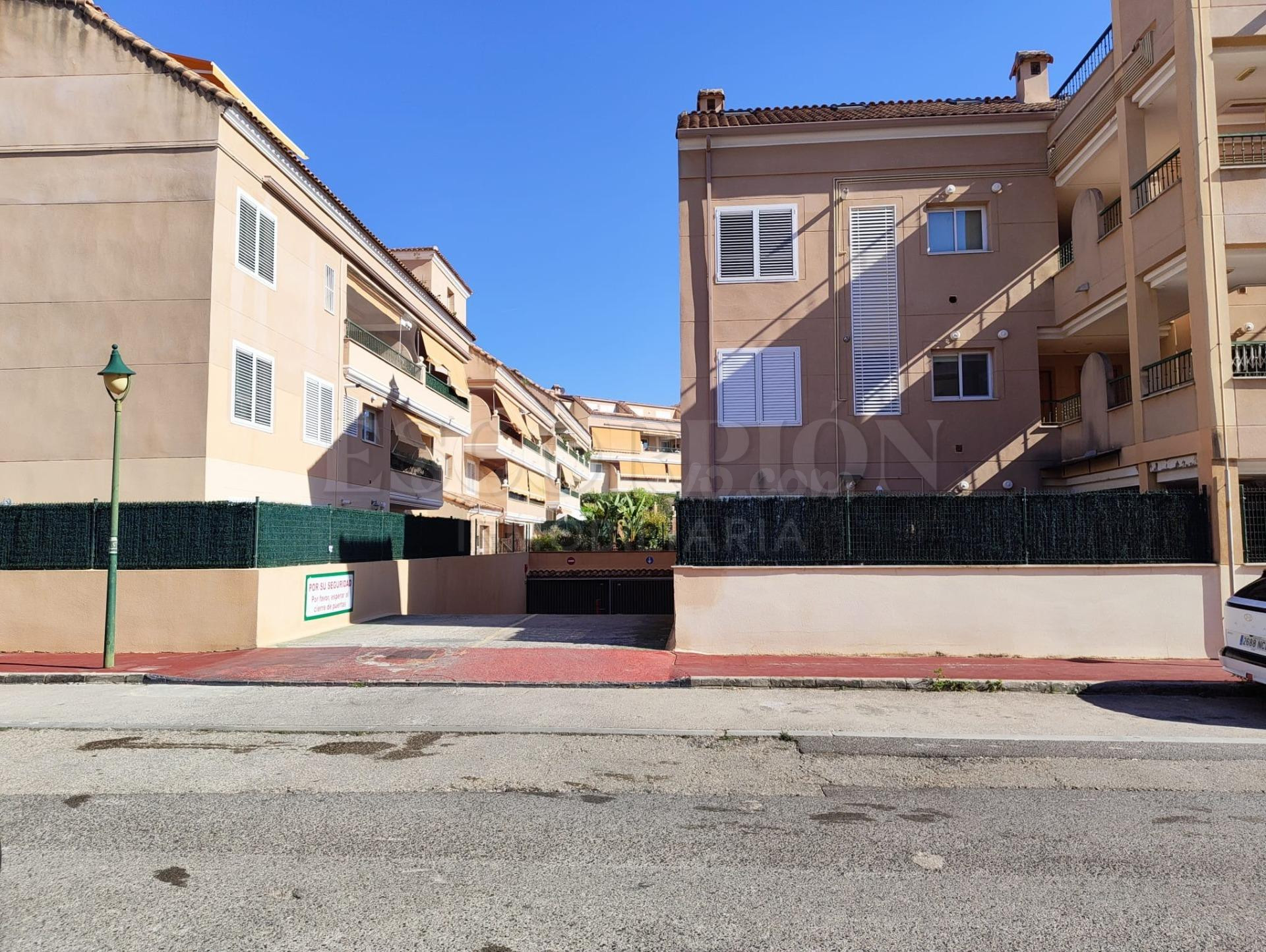 Plaza de garaje a la venta en Urbanización Torre en Conill - foto 2