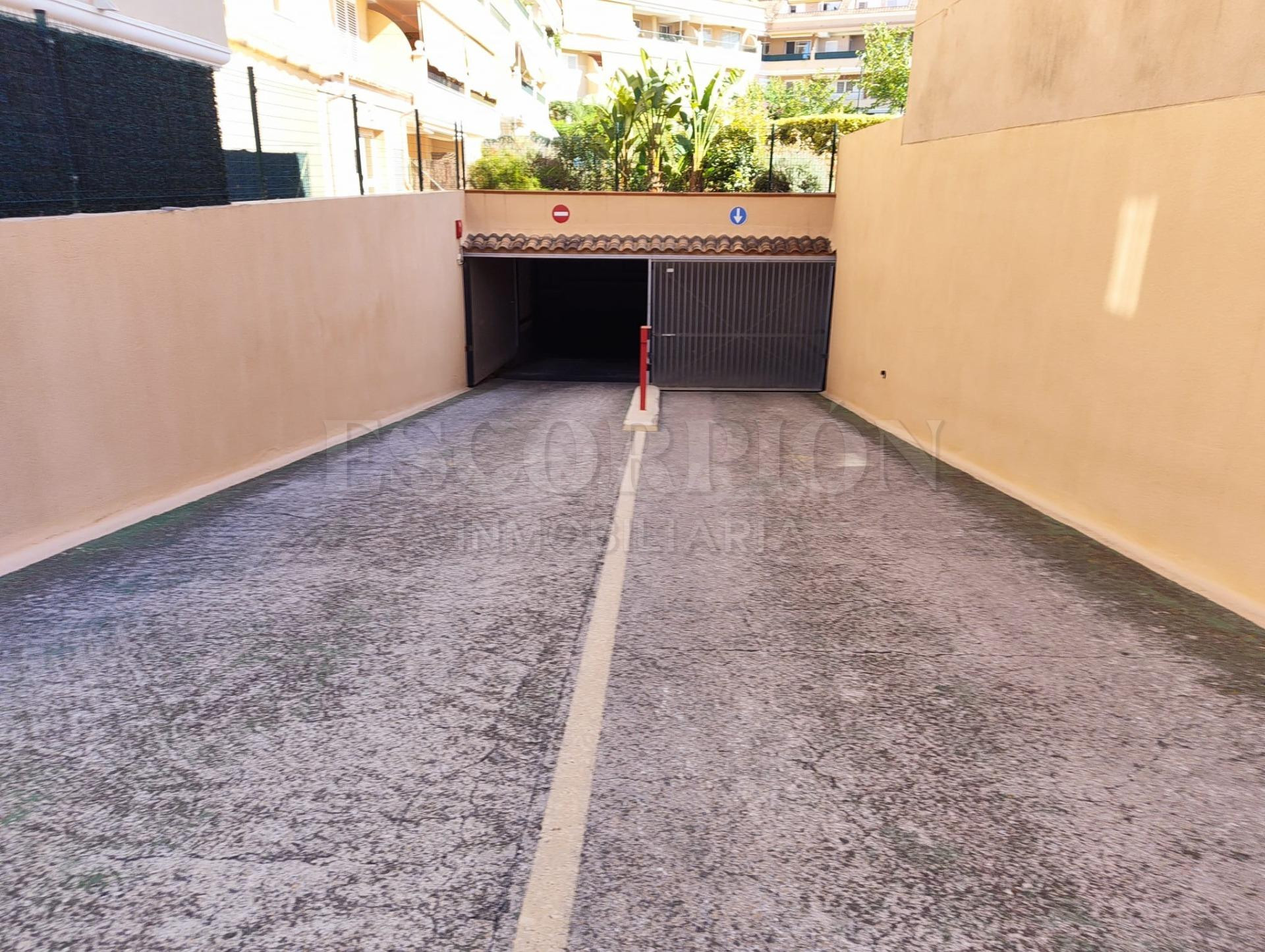 Plaza de garaje a la venta en Urbanización Torre en Conill - foto 3
