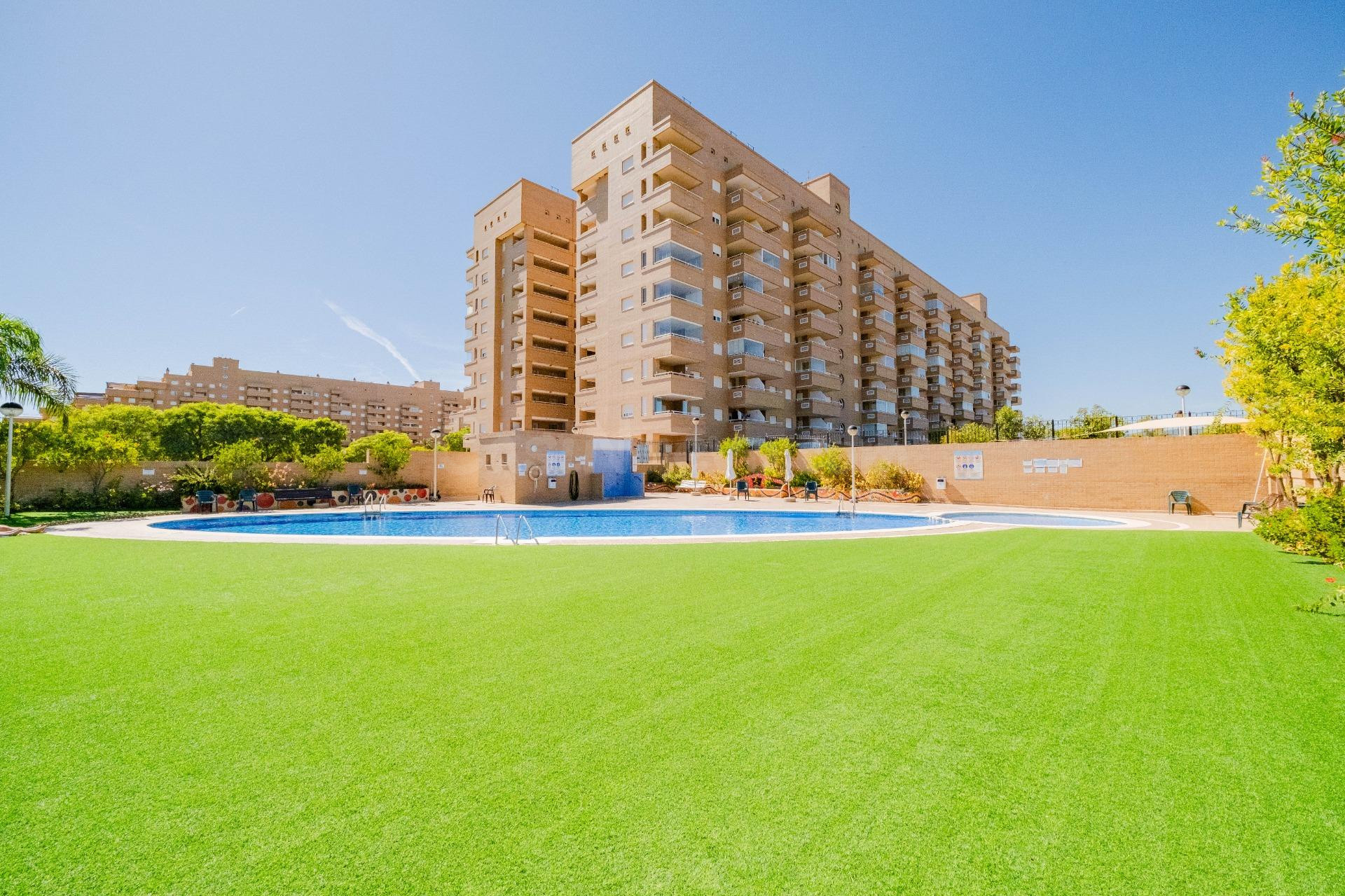 ¿Buscas un lugar donde escapar de la rutina y empezar a disfrutar del Mediterráneo desde el primer día?