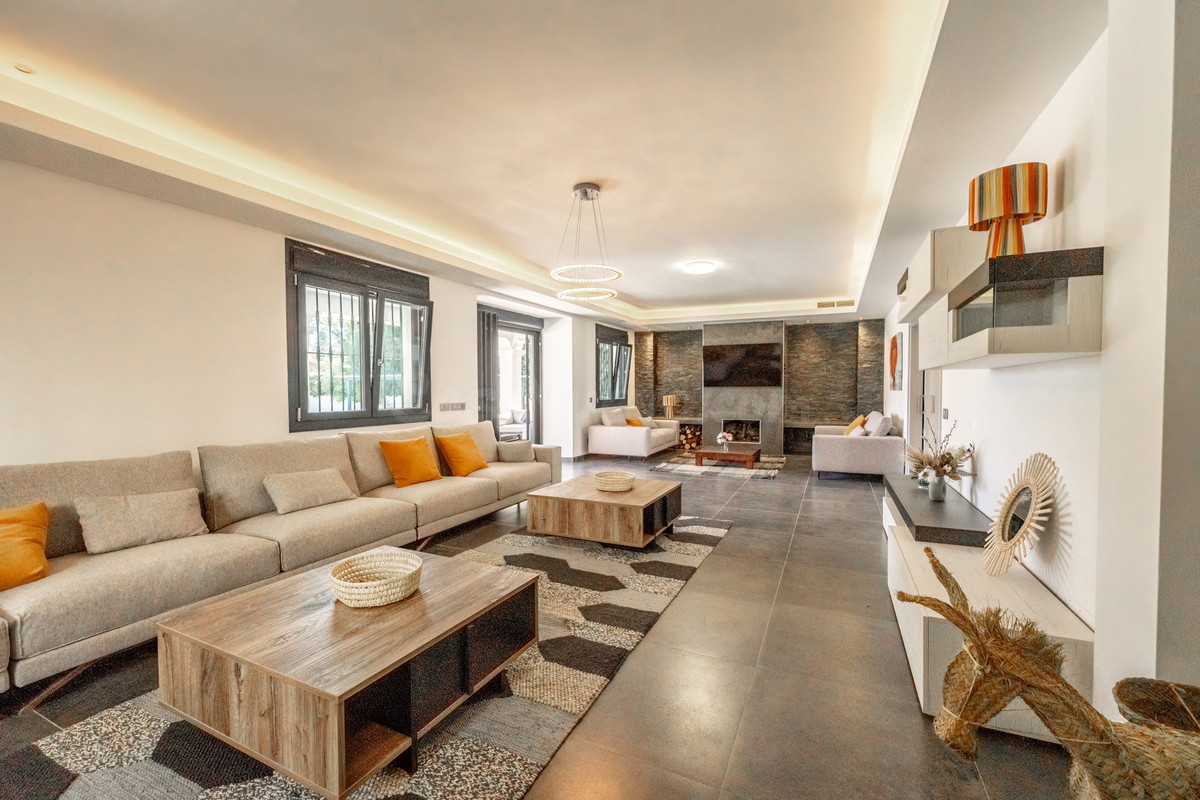Villa 6 habitaciones 680m² en alquiler - Puerto Sol-Los Almendros-El Tomillar