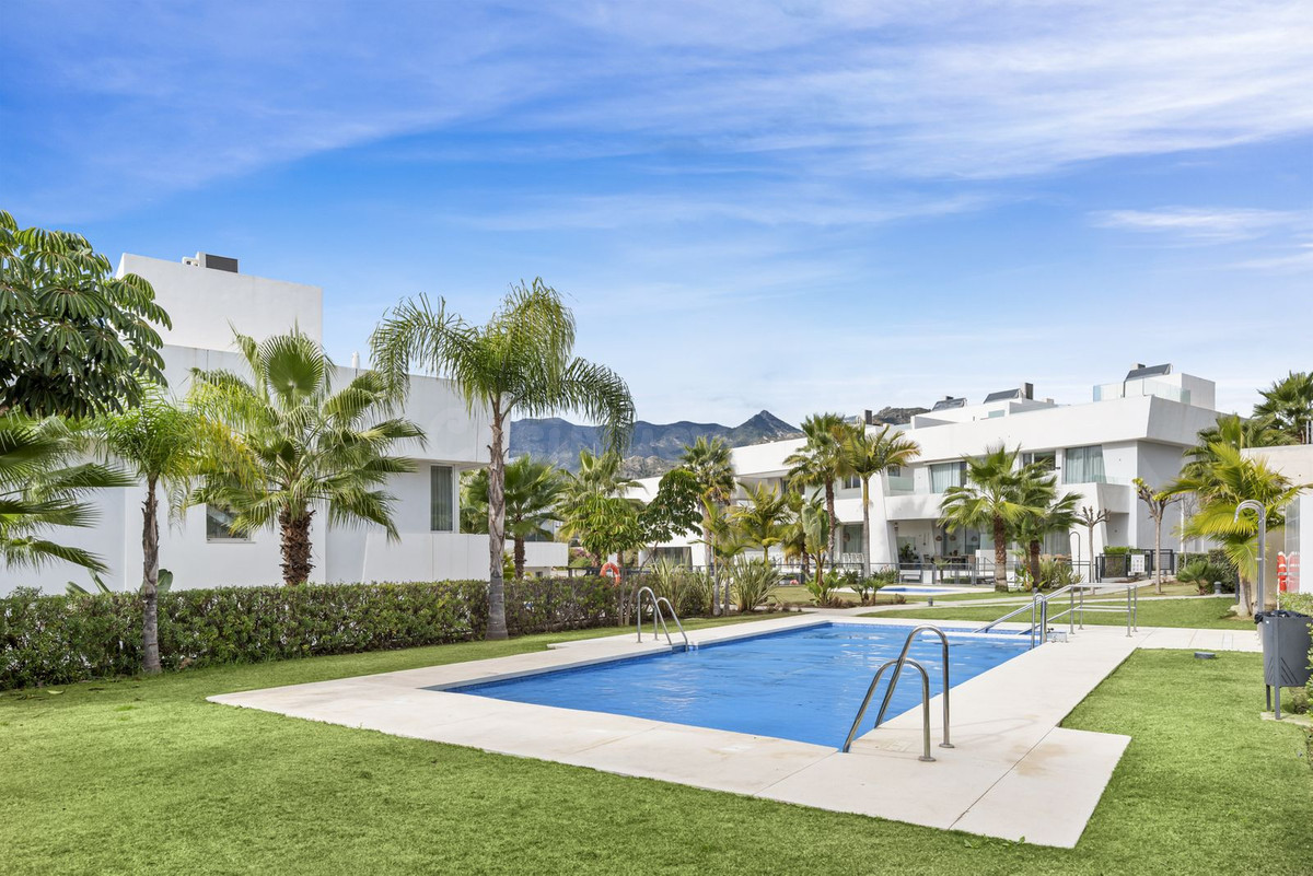 Adosado 4 habitaciones 250m² en alquiler - Marbella