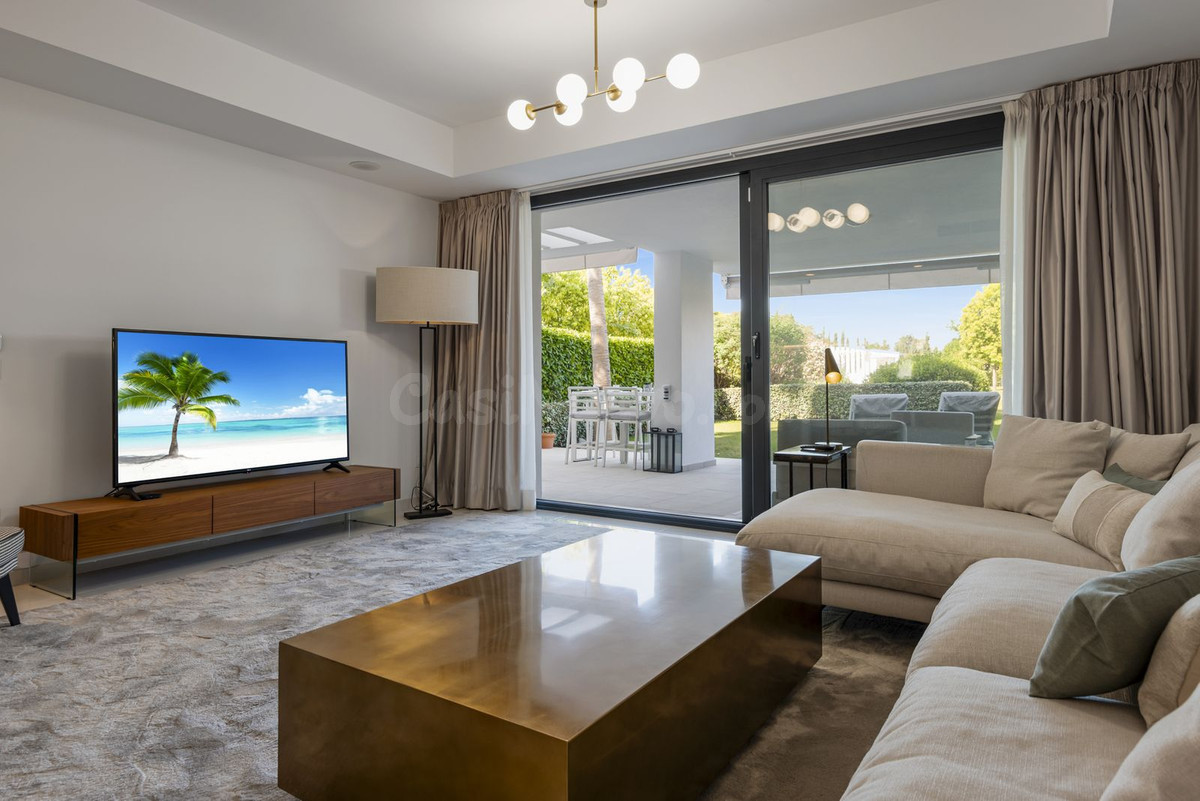 Planta baja 2 habitaciones 111m² en alquiler - Costa Del Sol - foto 4