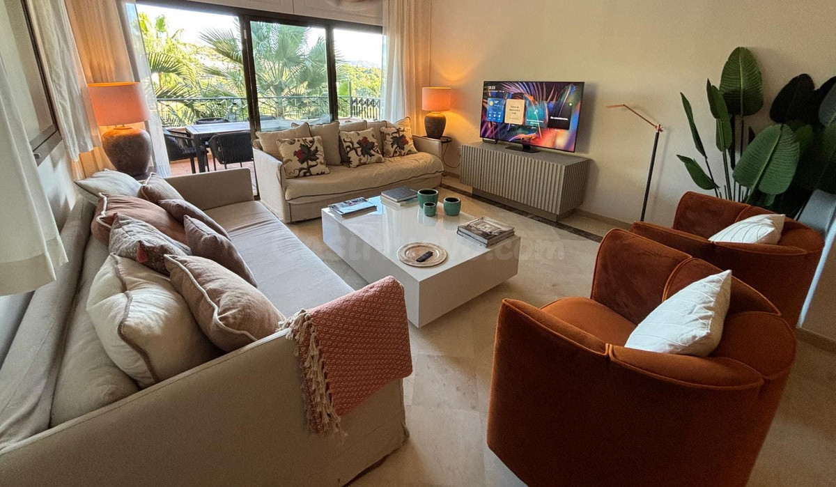 Planta baja 3 habitaciones 214m² en alquiler - Marbella