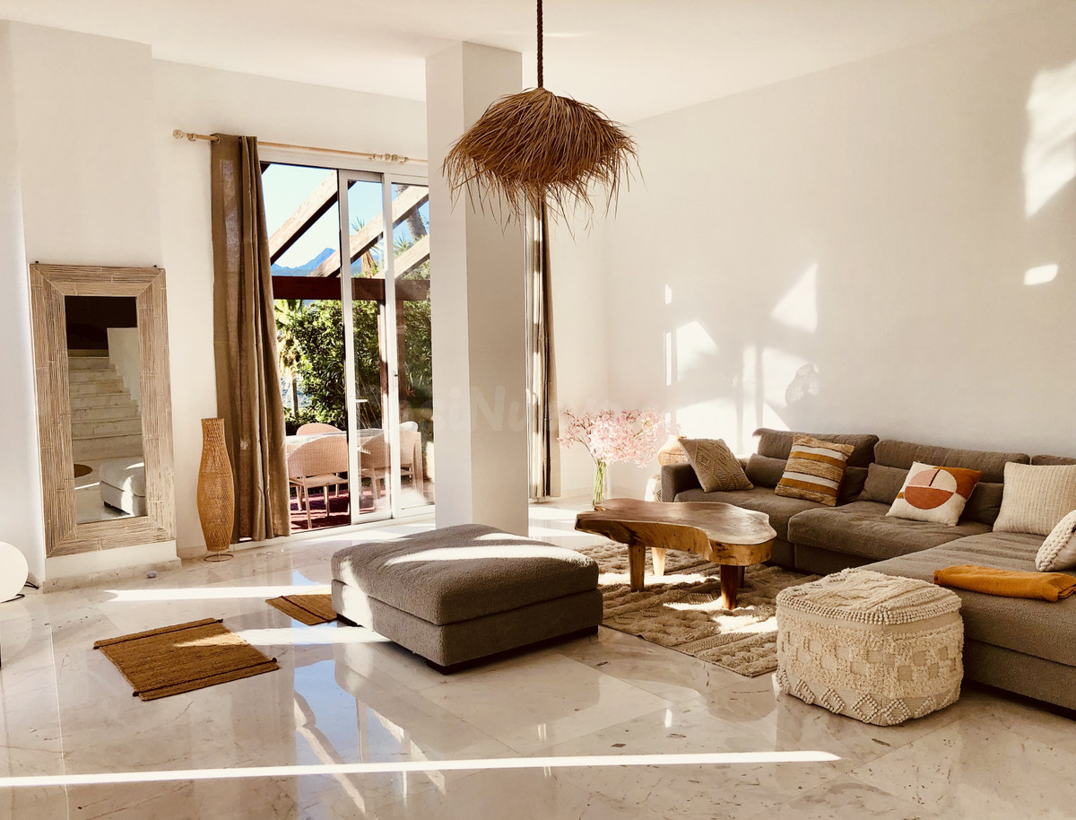Planta baja 3 habitaciones 290m² en alquiler - South of spai - foto 2