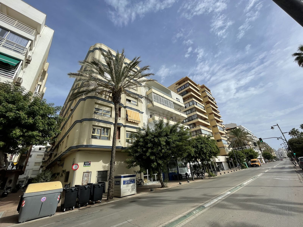 Negocio 800m² en alquiler - Costa Del Sol