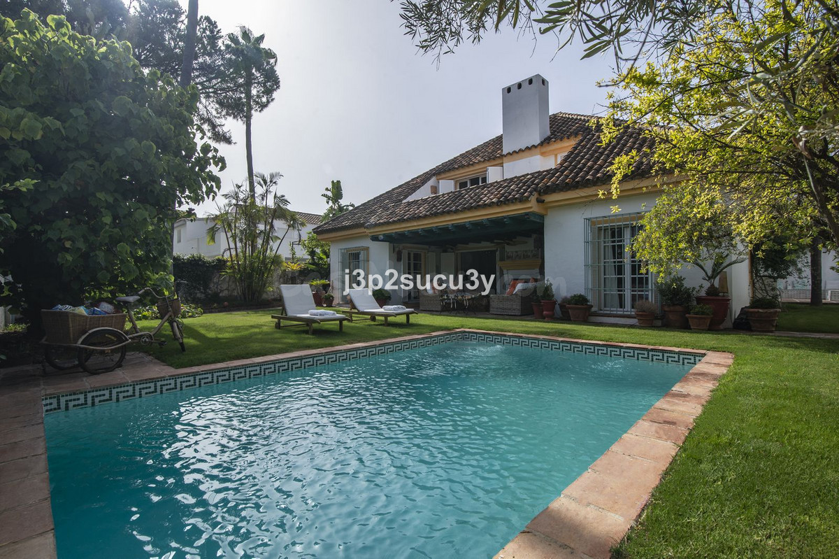 Villa 4 habitaciones 270m² en alquiler - Costa Del Sol