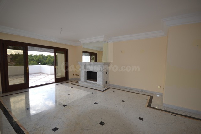 Ático 4 habitaciones 370m² en alquiler - Altos de Estepona - foto 2