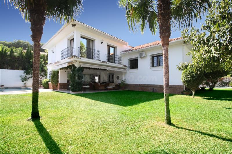 Chalet 6 habitaciones 450m² en venta - Marbella