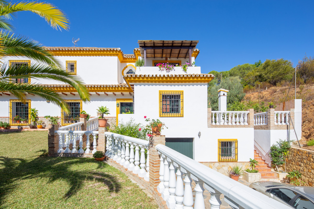 Chalet 4 habitaciones 347m² en venta - Marbella
