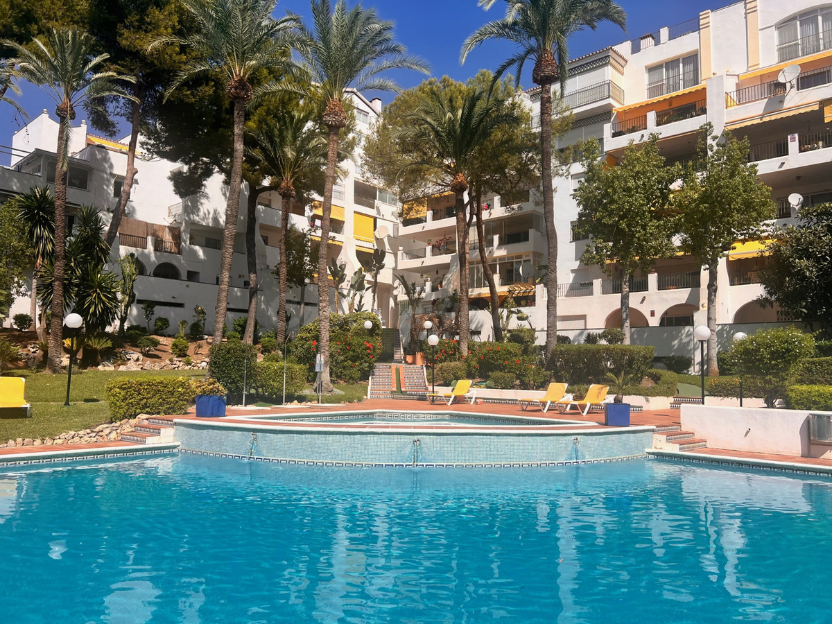Apartamento 2 habitaciones 130m² en alquiler - Costa Del Sol