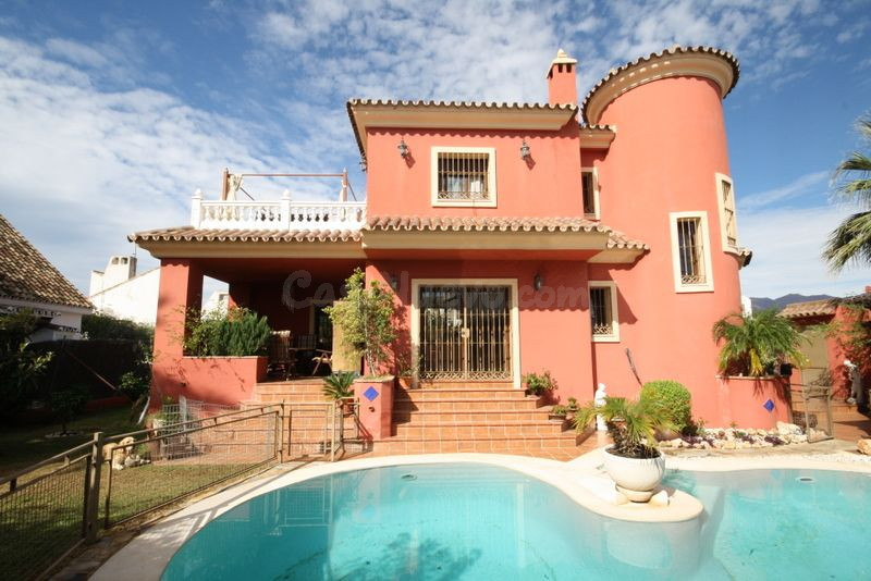 Chalet 3 habitaciones 247m² en venta - Marbella