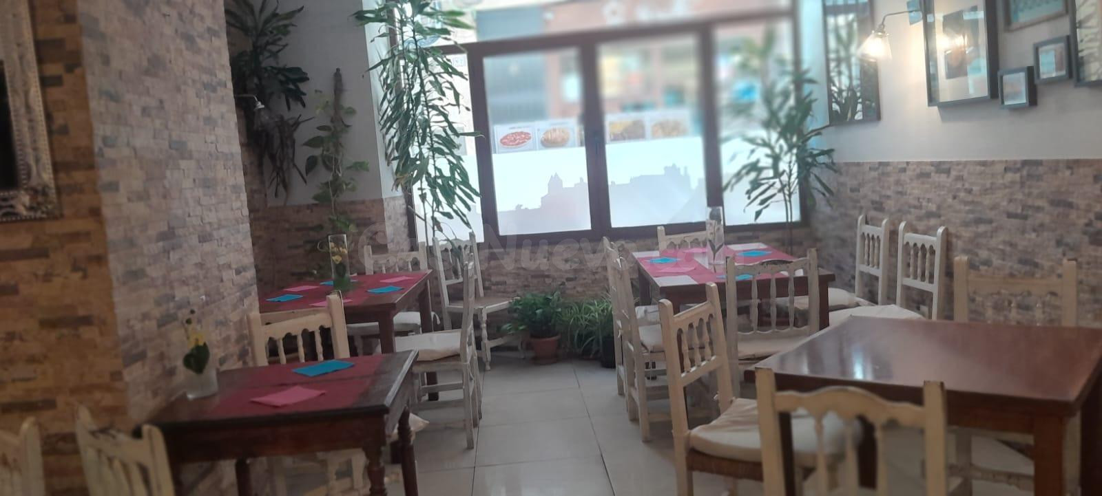 Local en plaza mayor !!
