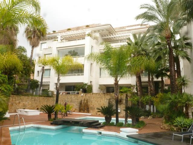 Ático 3 habitaciones 290m² en venta - Marbella