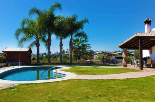 Chalet 5 habitaciones 270m² en venta - Costa Del Sol