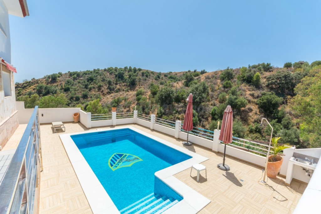 Chalet 5 habitaciones 363m² en venta - Riviera del sol