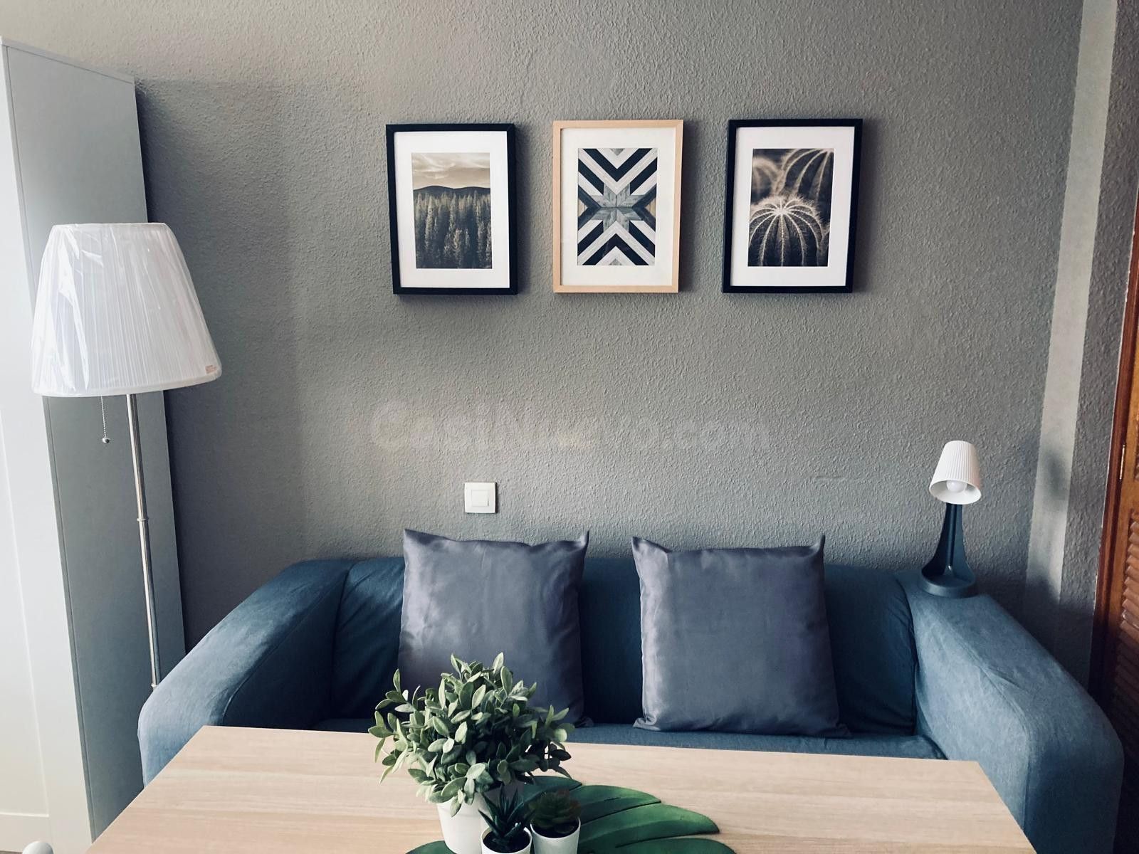 Se vende apartamento amueblado en la Plaza de Italia - foto 2