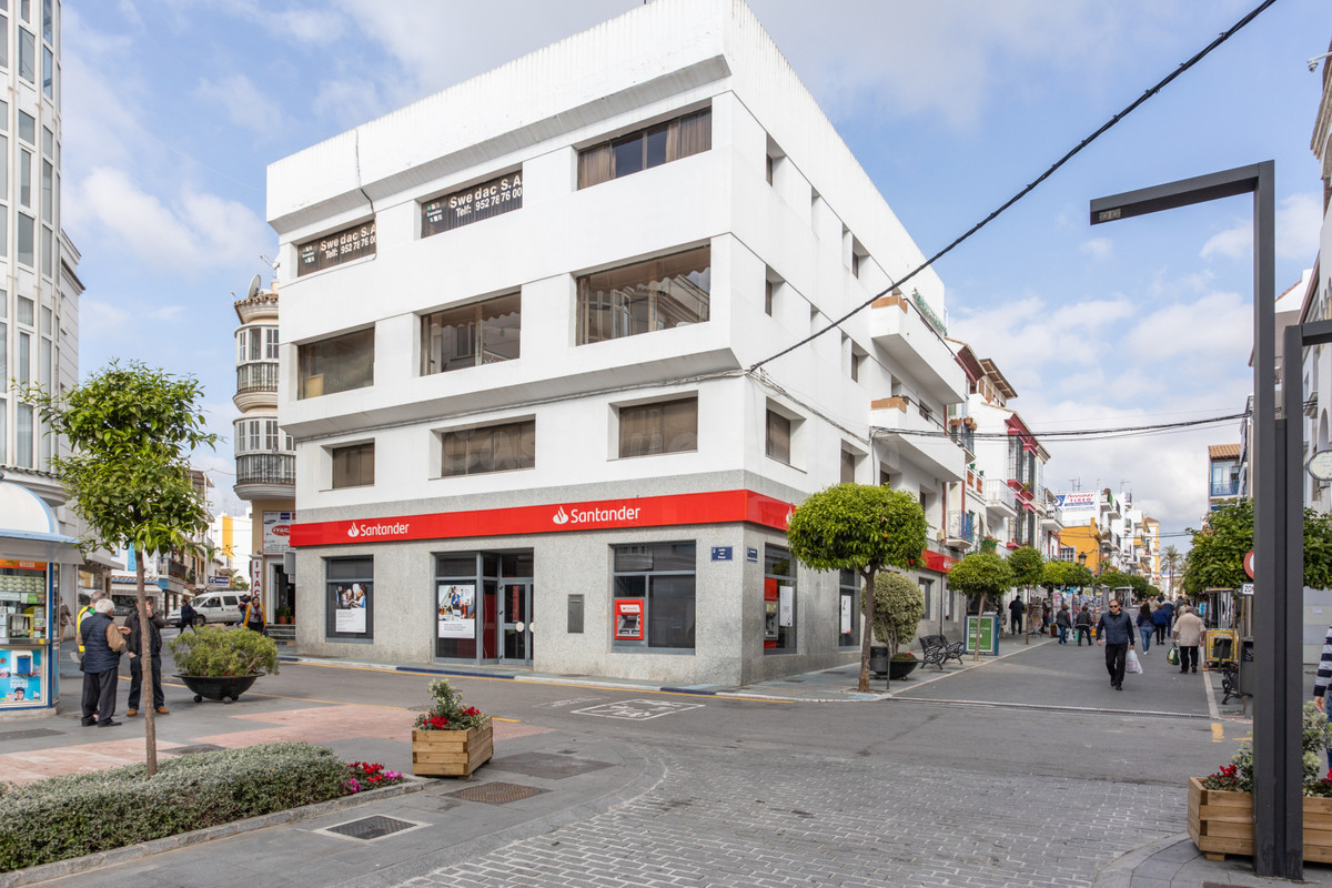 Local comercial 225m² en venta - Marbella