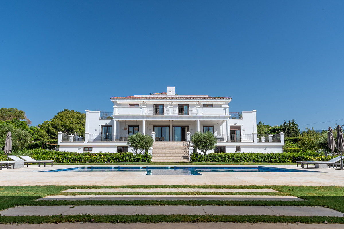Chalet 5 habitaciones 1104m² en venta - Marbella