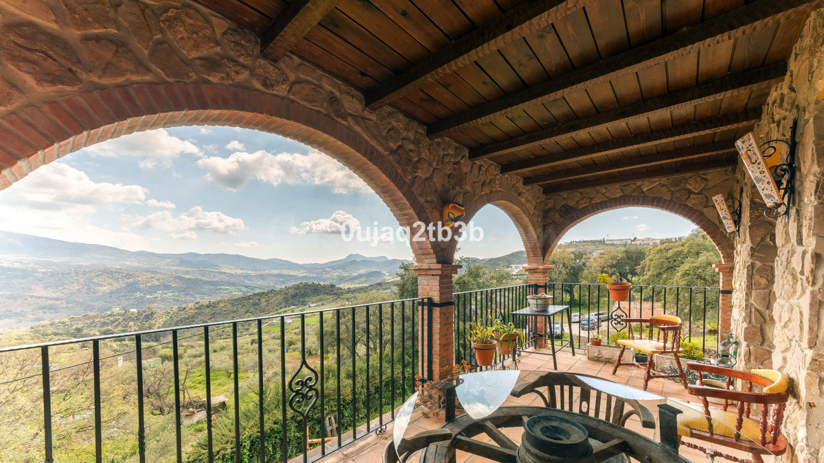 Finca rústica 3 habitaciones 246m² en venta - Cortes de la frontera