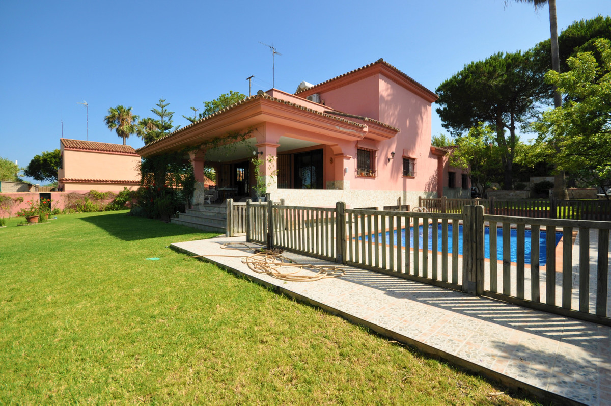 Chalet 4 habitaciones 310m² en venta - Costa Del Sol