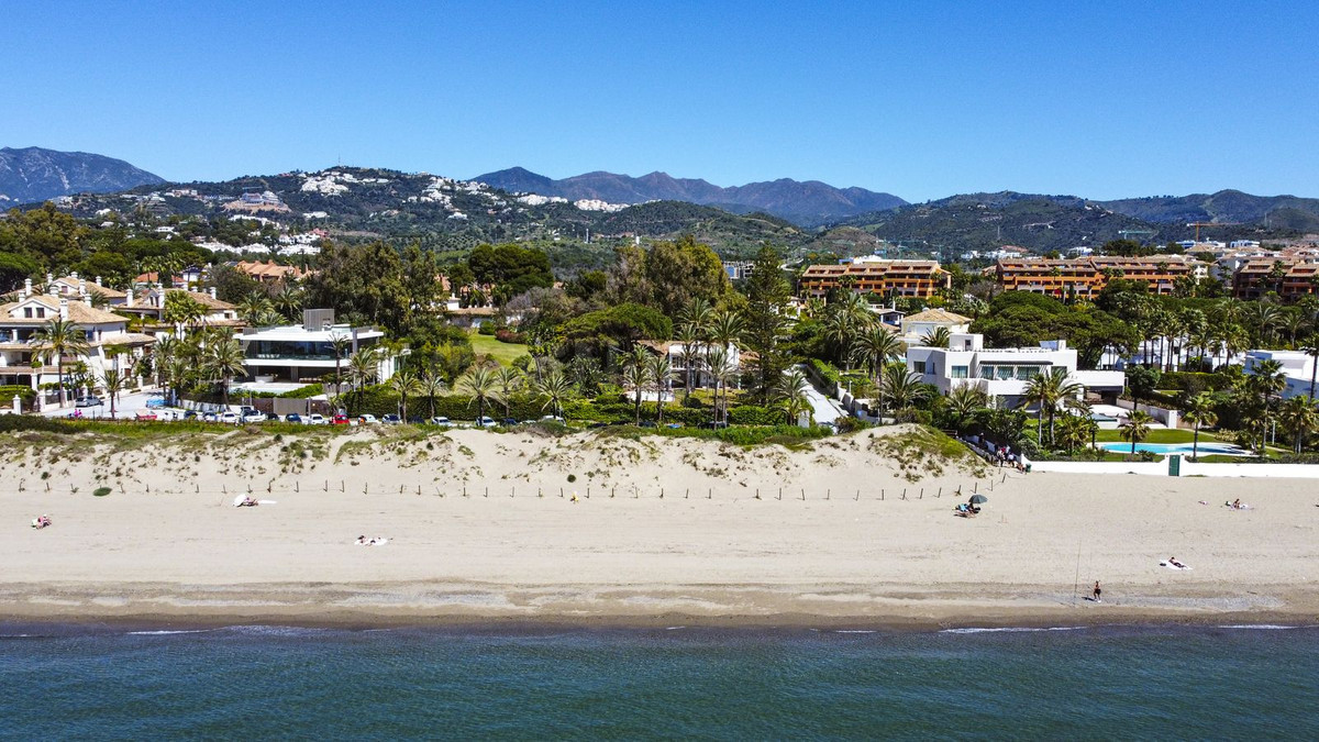Chalet 5 habitaciones 420m² en venta - Marbella
