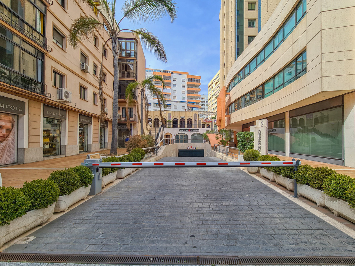 Local comercial 262m² en venta - Marbella