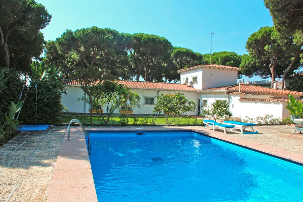 Chalet 10 habitaciones 518m² en venta - Marbella