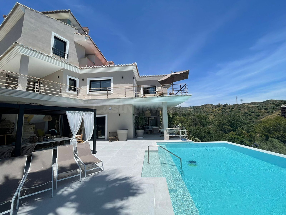 Chalet 7 habitaciones 579m² en venta - Marbella