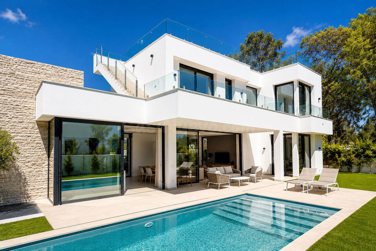 Chalet 6 habitaciones 412m² en venta - Costa Del Sol