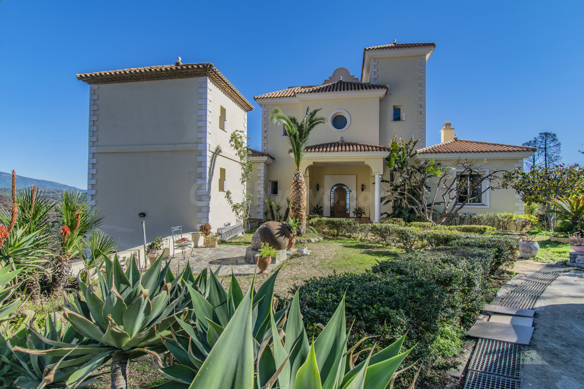 Chalet 7 habitaciones 714m² en venta - Costa Del Sol