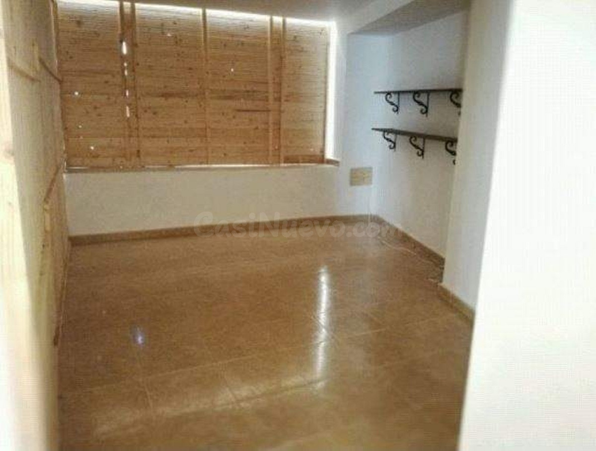 Local comercial 170m² en venta - Puerto Sol-Los Almendros-El Tomillar