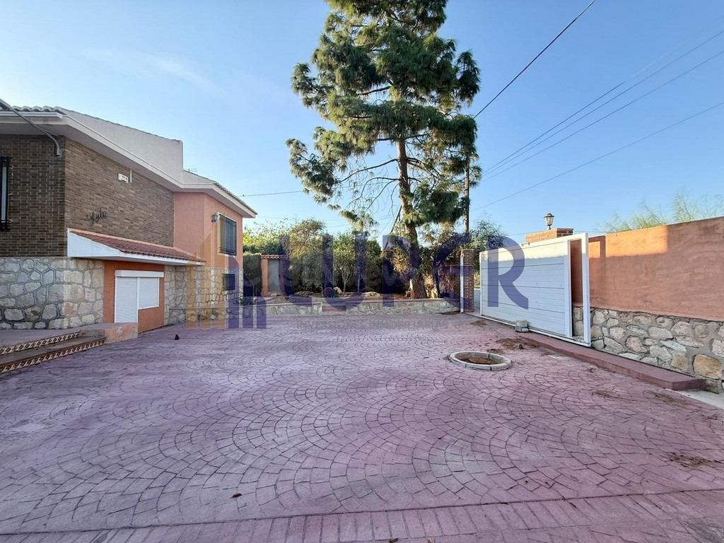 MAGNÍFICO CHALET EN VENTA EN SAN VICENTE DEL RASPEIG – PARTIDA BOQUERES